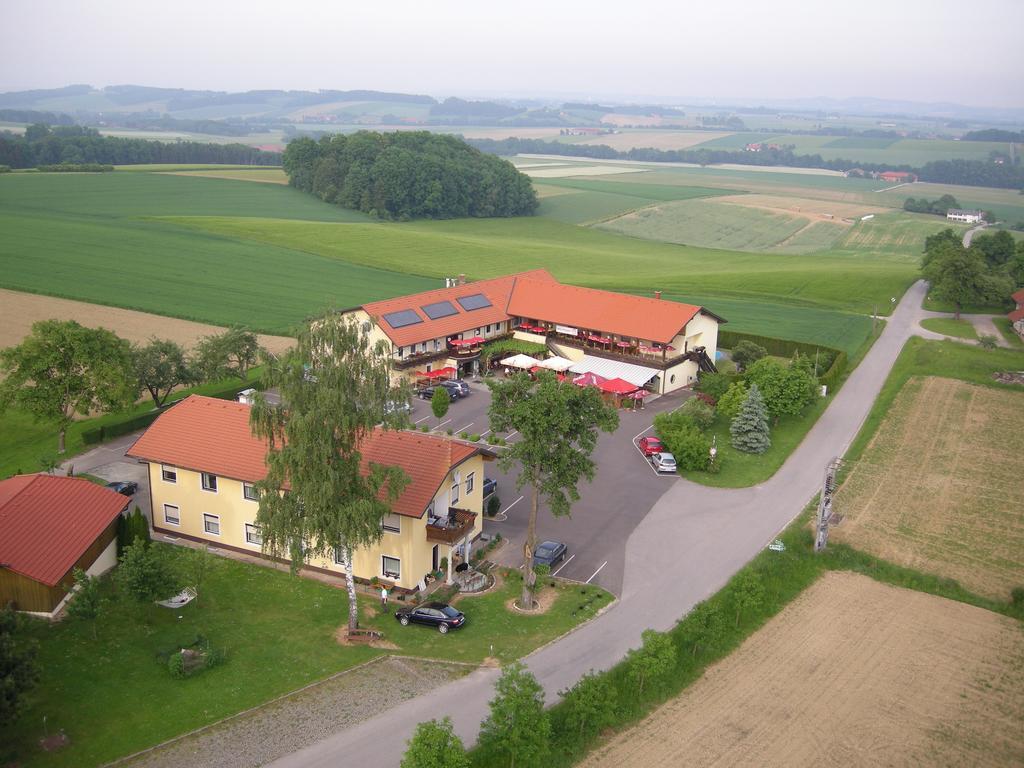 Pension Weinbauer Hofkirchen im Traunkreis Esterno foto